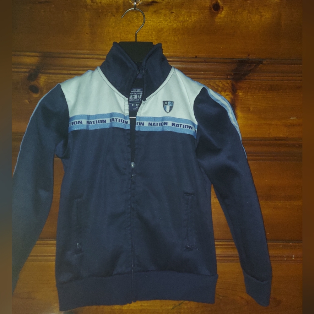 Boys size 7 sweater